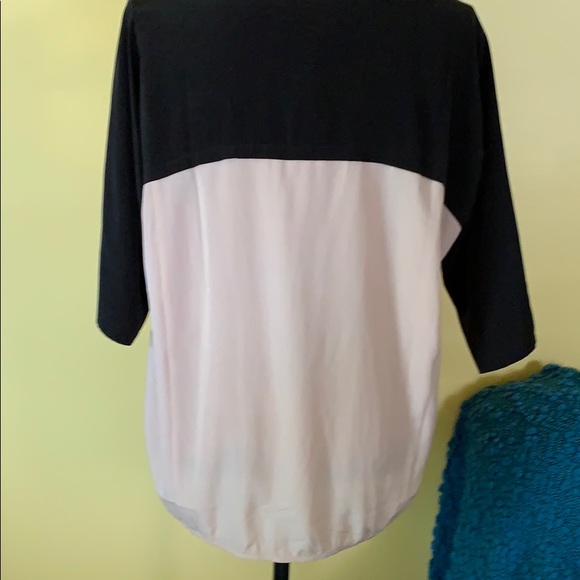 Color Block Blouse - Picture 2 of 2
